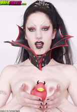 Pierced punk devil doll fucks satanic ducky vibe