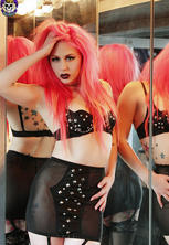 Goth babe annalee belle in hot black lingerie